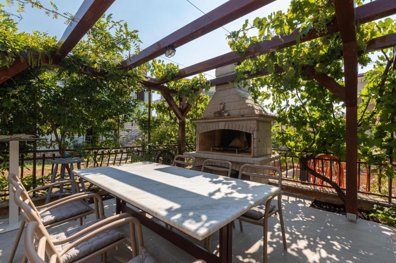 Cukerina Apartment With Whirpool & Sauna Porec Exterior photo