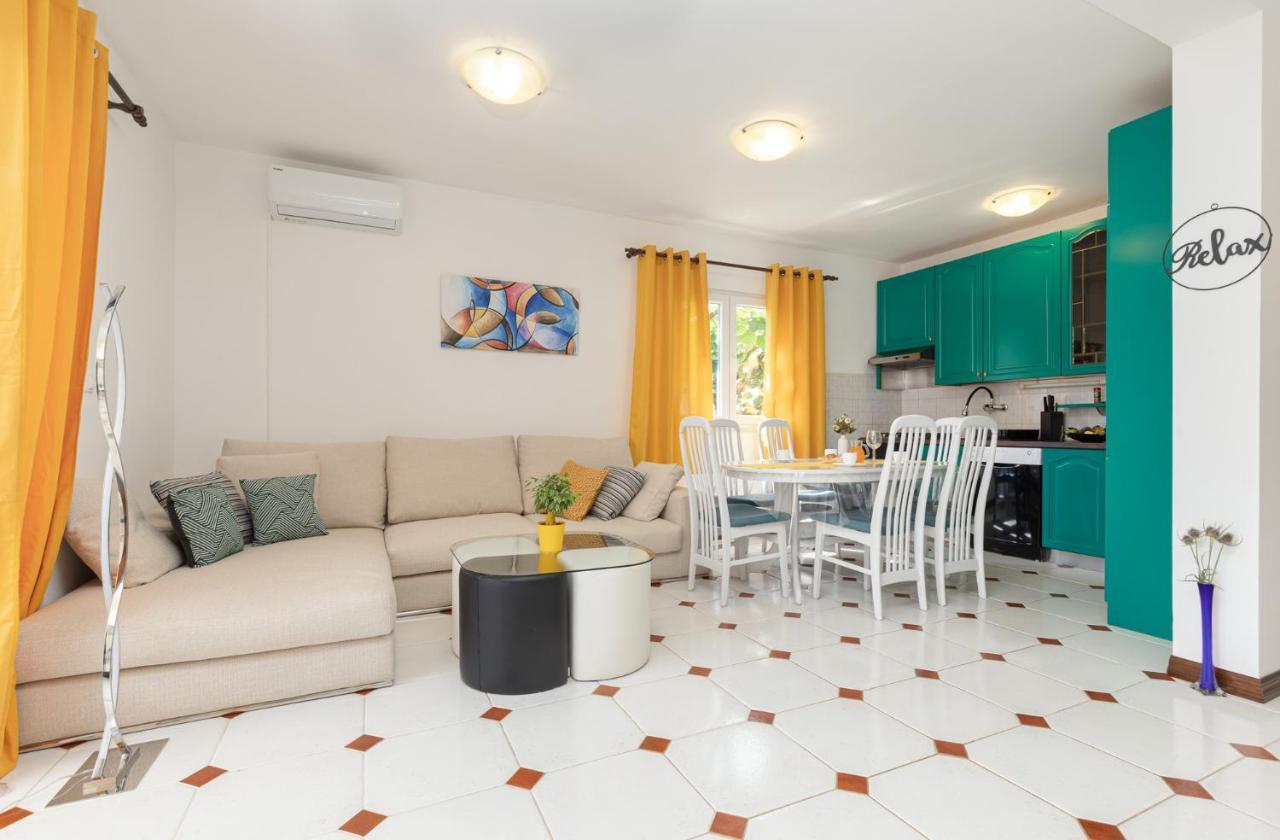 Cukerina Apartment With Whirpool & Sauna Porec Exterior photo